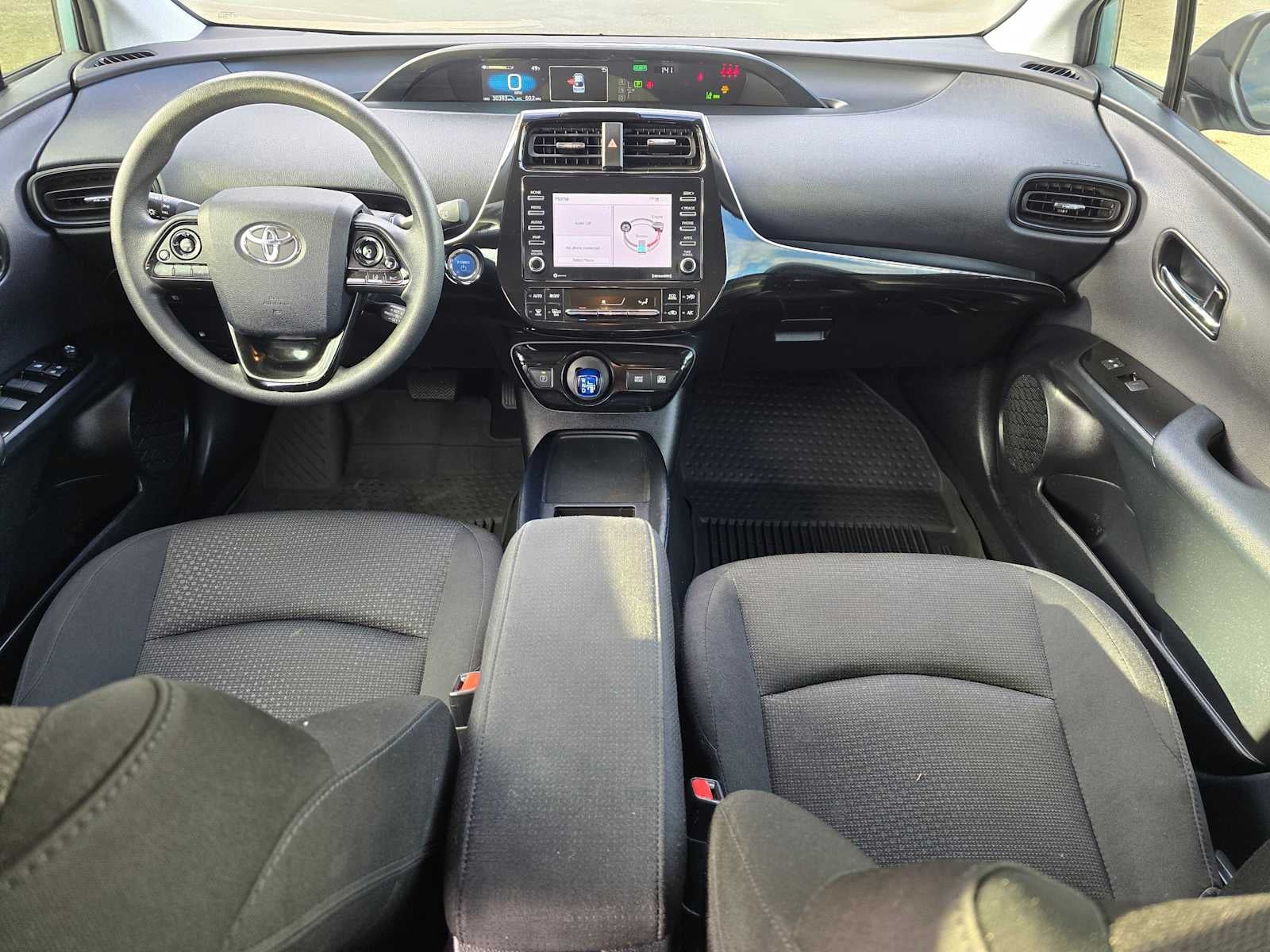 2022 Toyota Prius LE