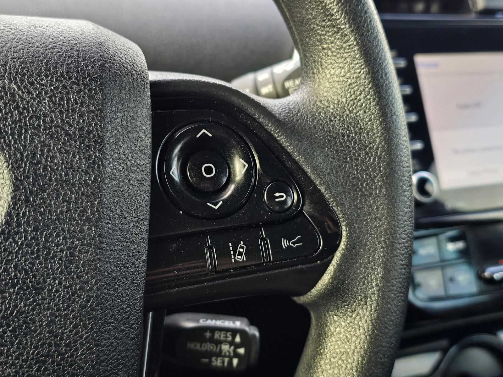 2022 Toyota Prius LE