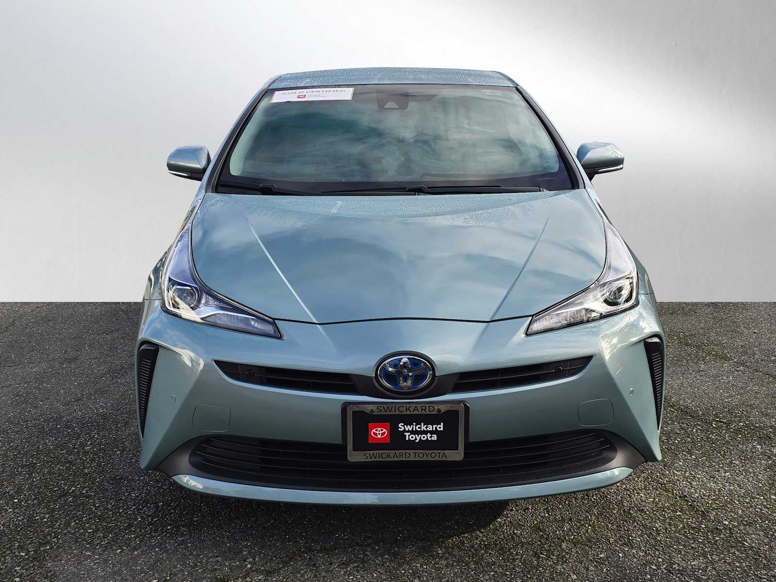 2022 Toyota Prius LE