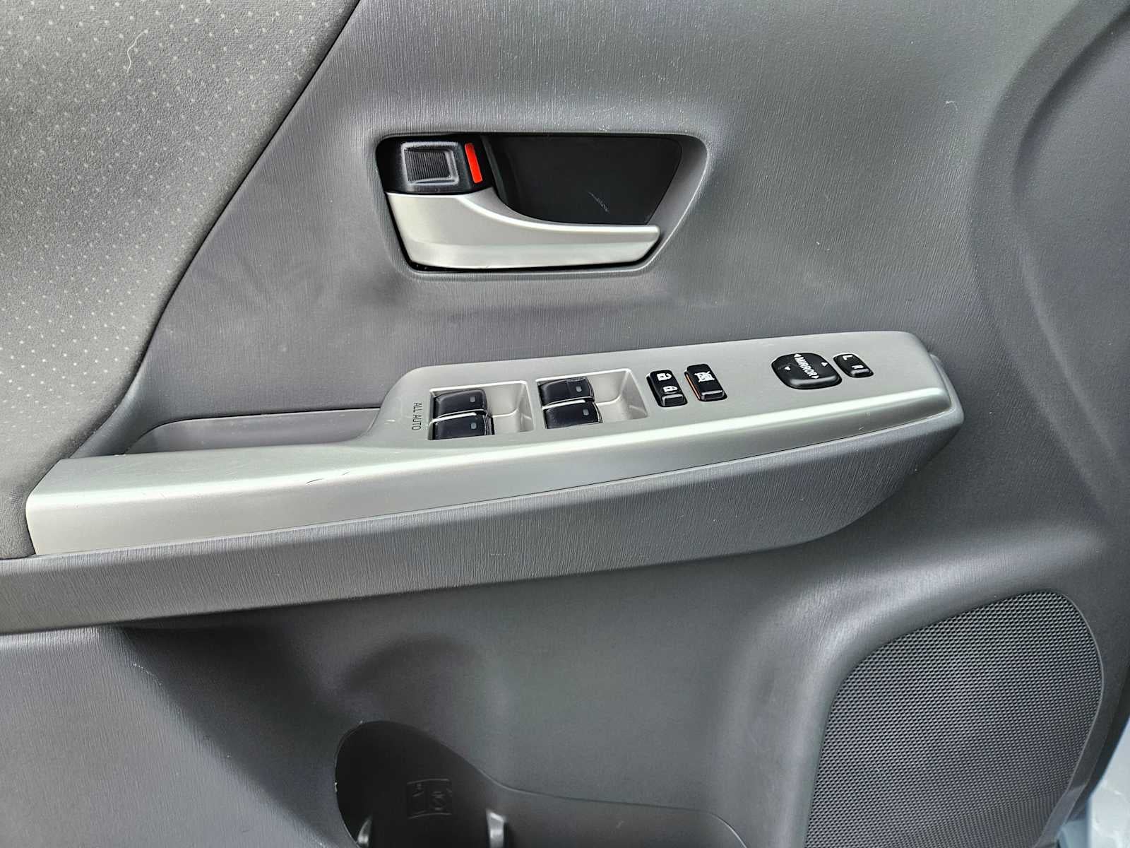 2013 Toyota Prius V Three