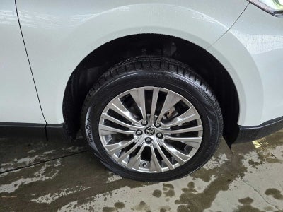 2023 Toyota Venza XLE
