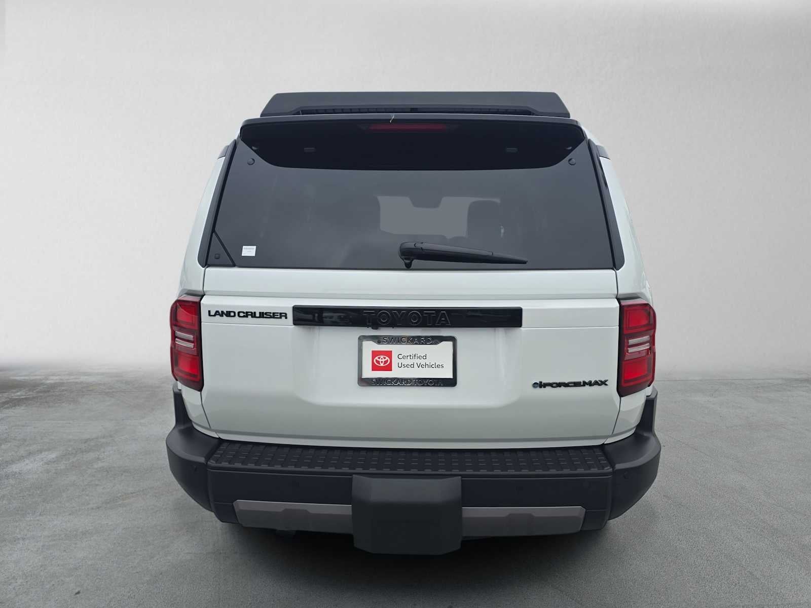 2026 Toyota Land Cruiser Base