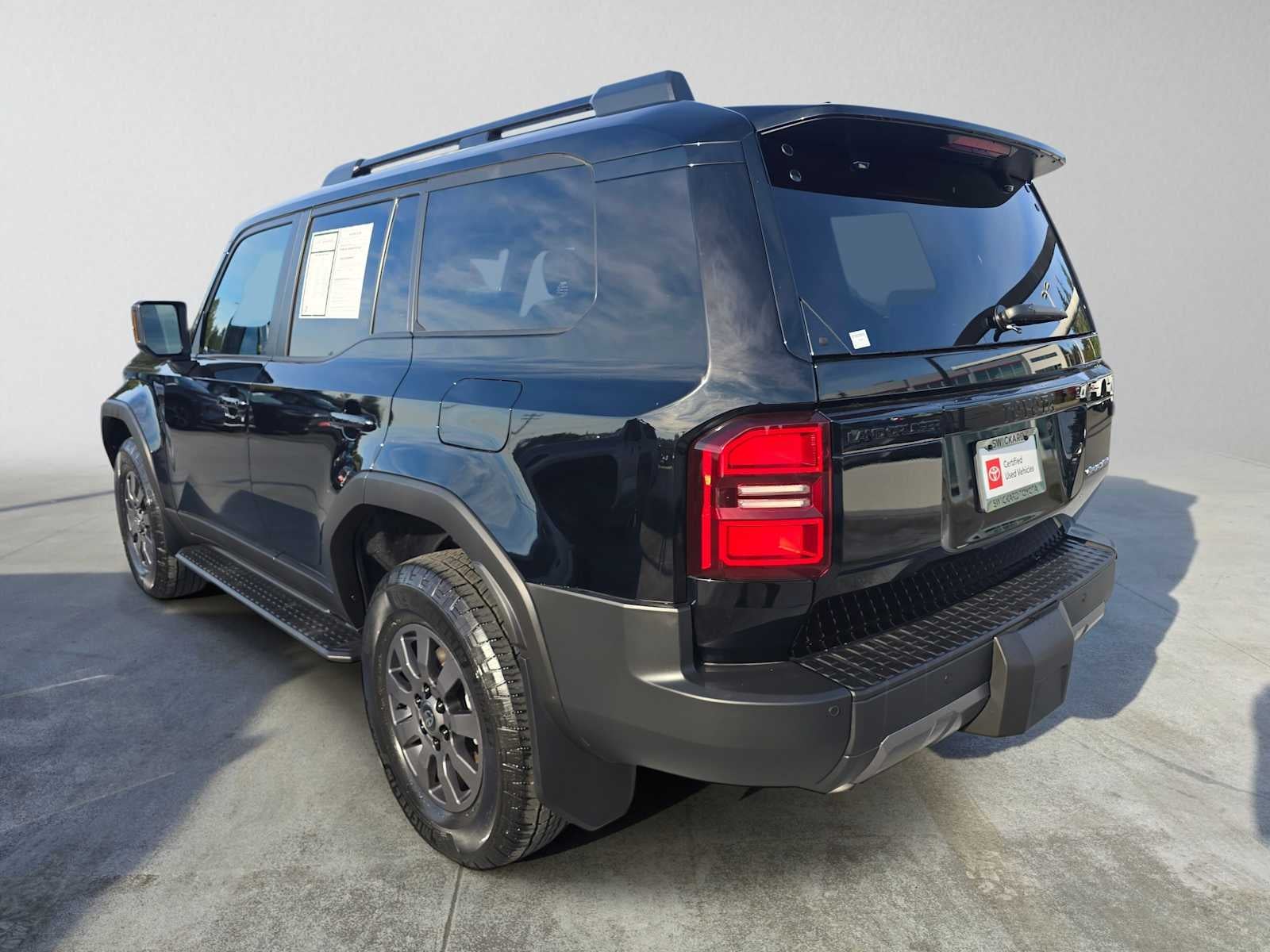 2026 Toyota Land Cruiser Base