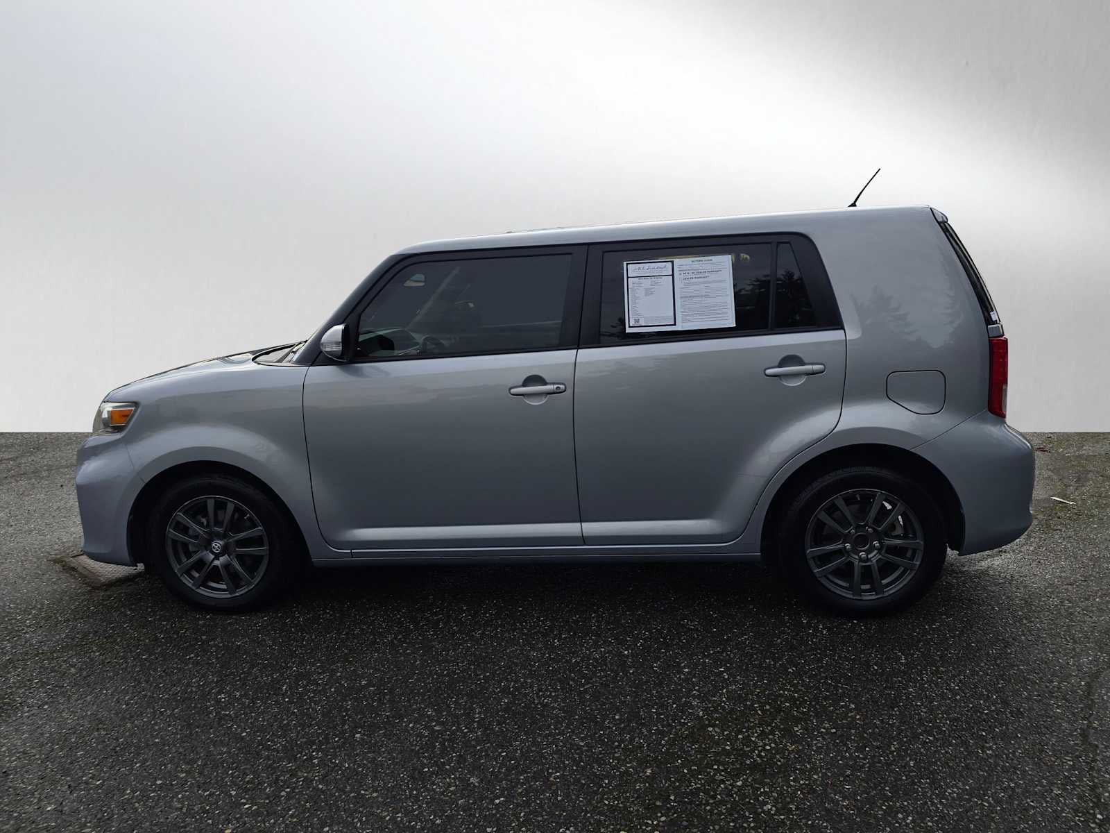 2013 Scion xB 10 Series
