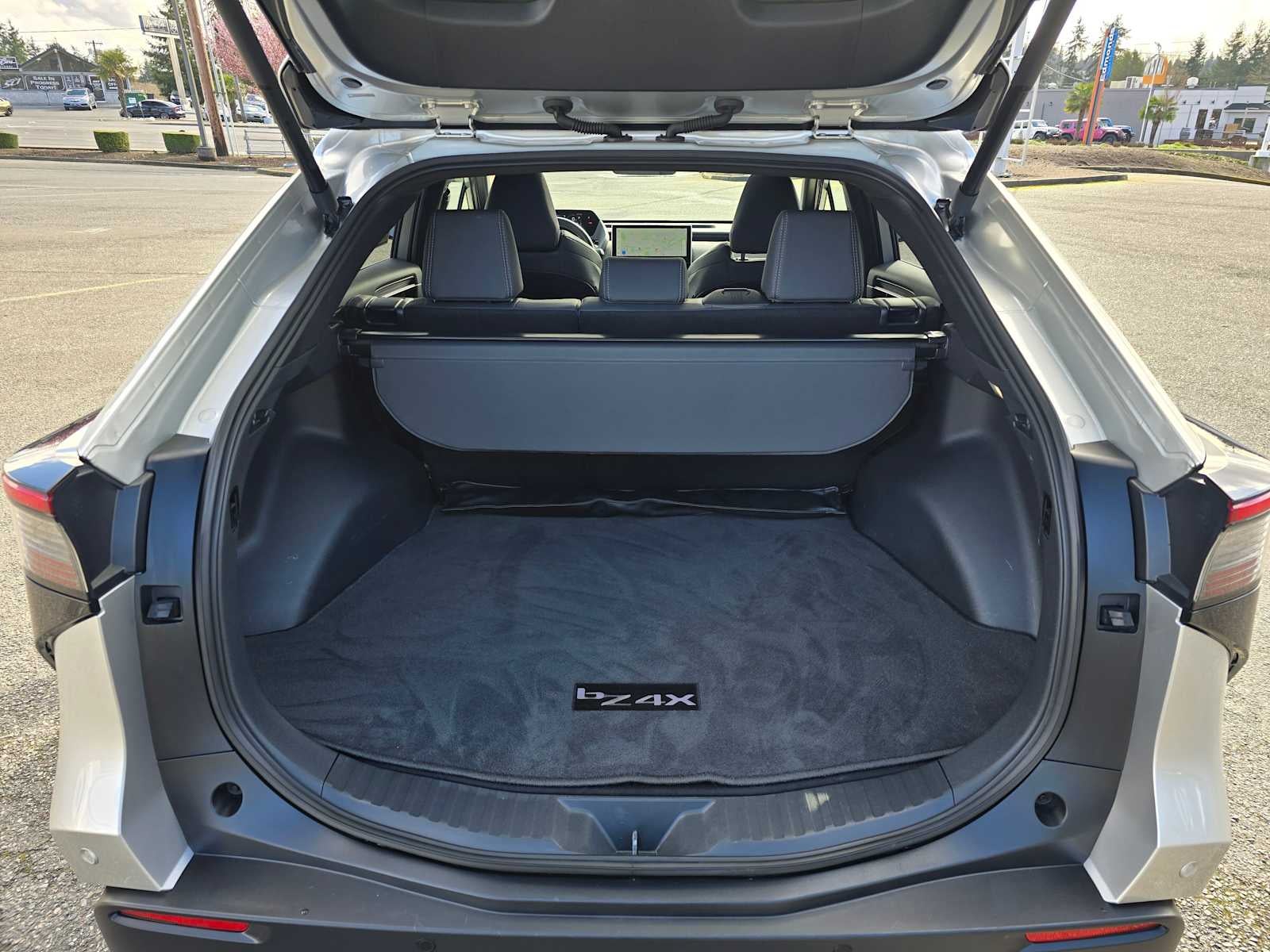 2025 Toyota bZ4X XLE