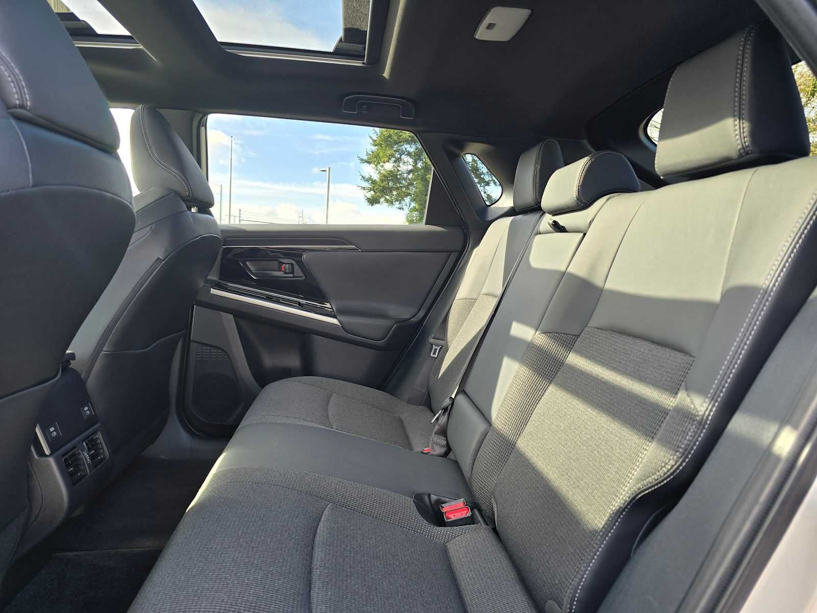 2025 Toyota bZ4X XLE