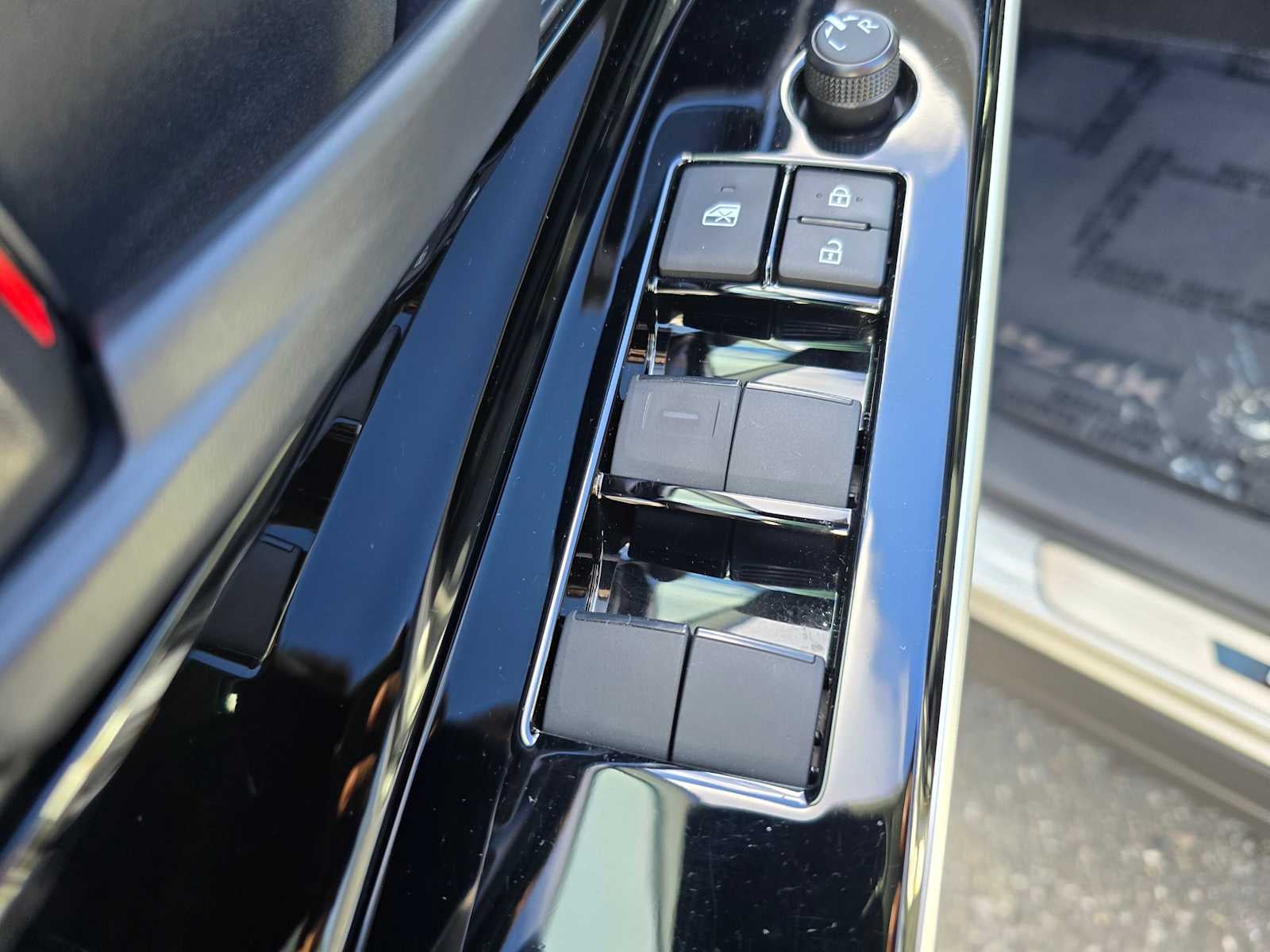 2025 Toyota bZ4X XLE