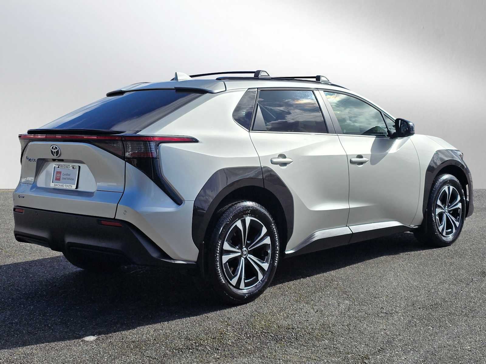 2025 Toyota bZ4X XLE