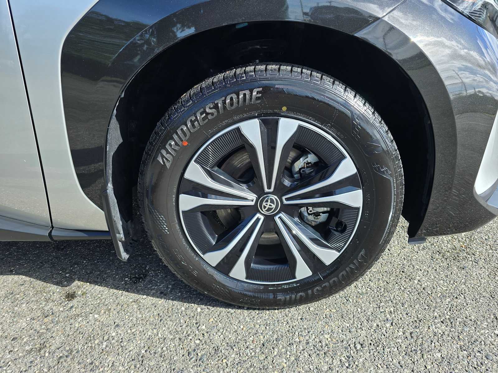 2025 Toyota bZ4X XLE