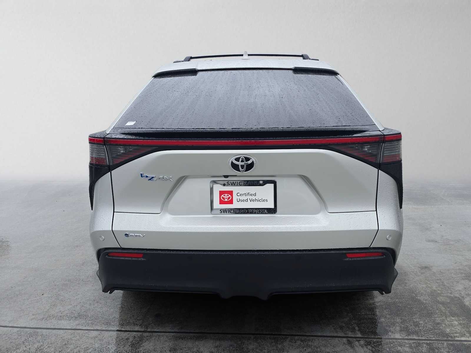 2025 Toyota bZ4X XLE