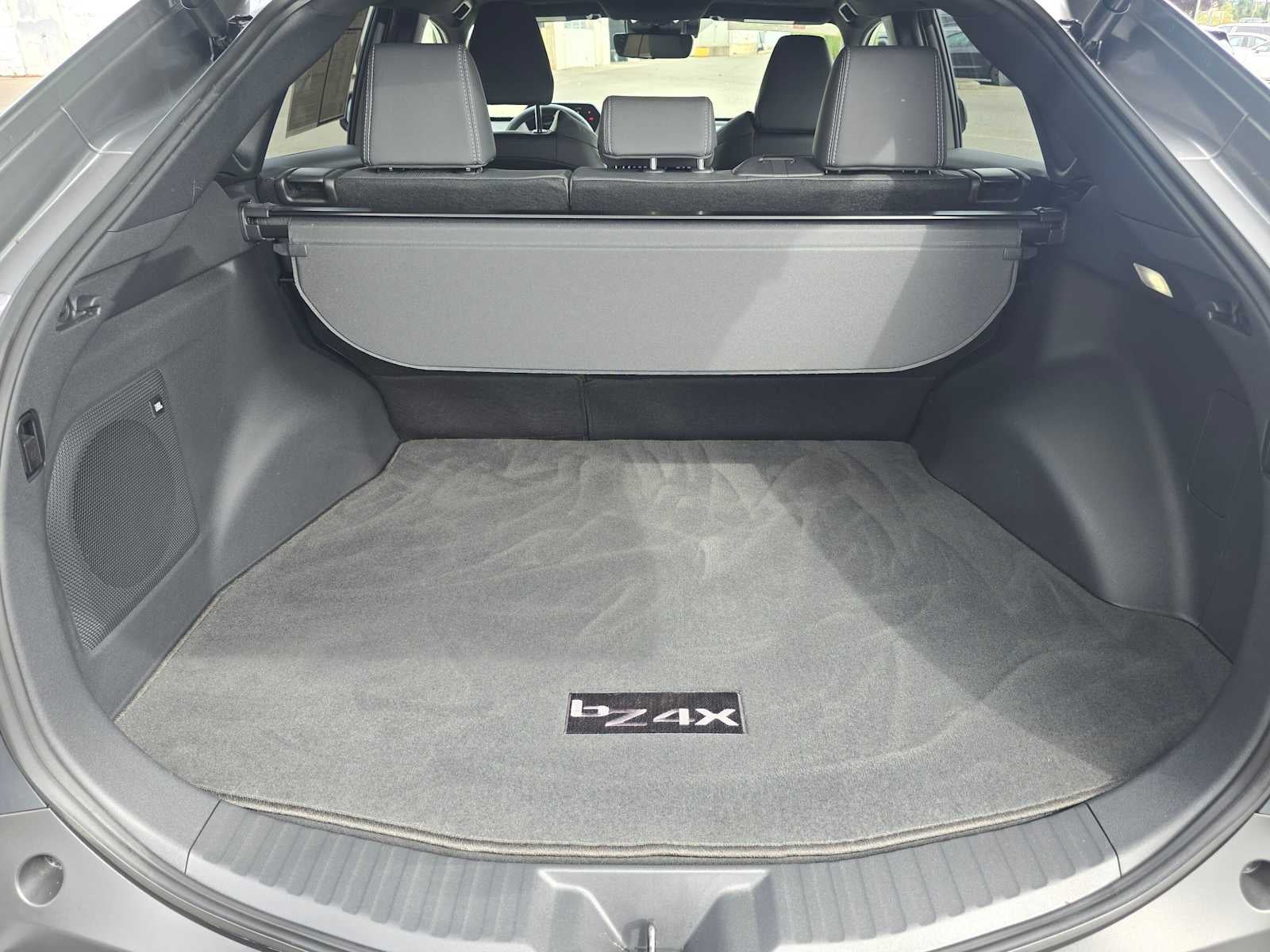 2023 Toyota bZ4X Limited