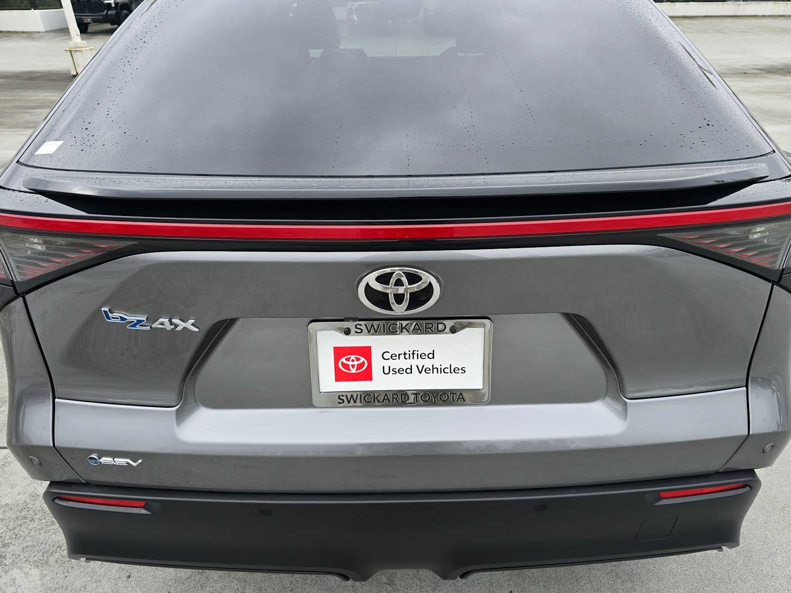 2025 Toyota bZ4X XLE