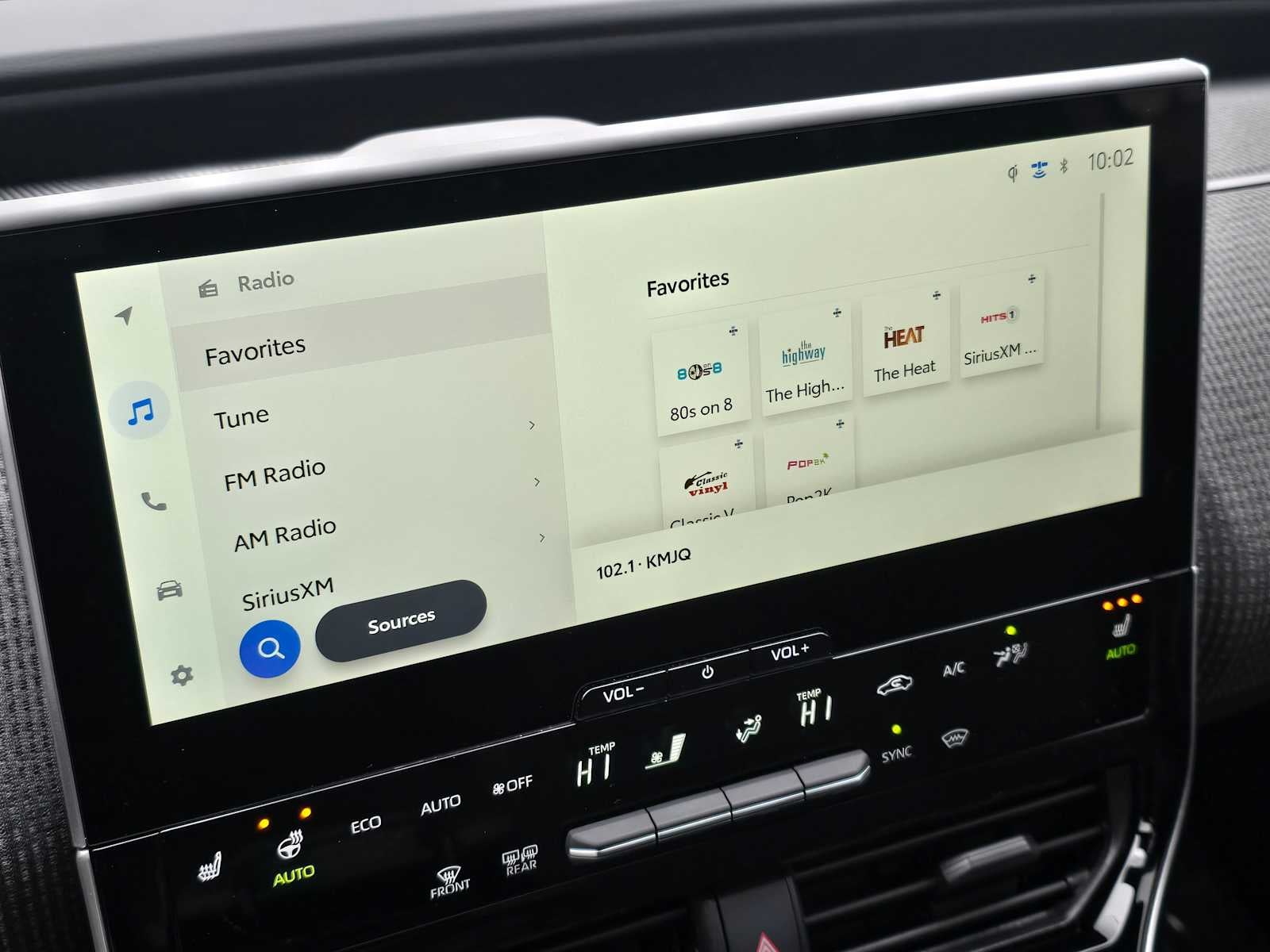 2025 Toyota bZ4X XLE