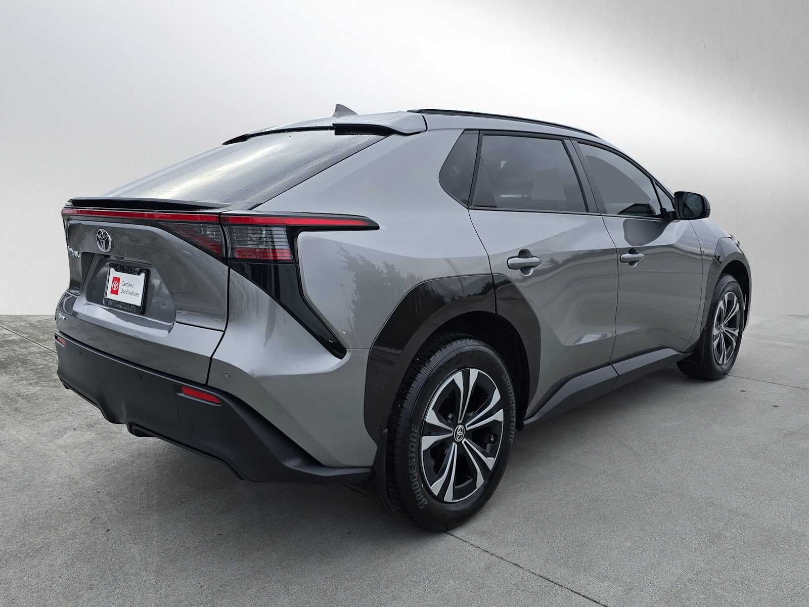 2025 Toyota bZ4X XLE