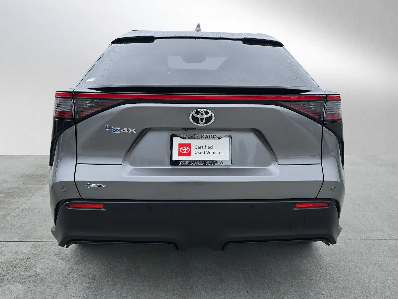 2025 Toyota bZ4X XLE