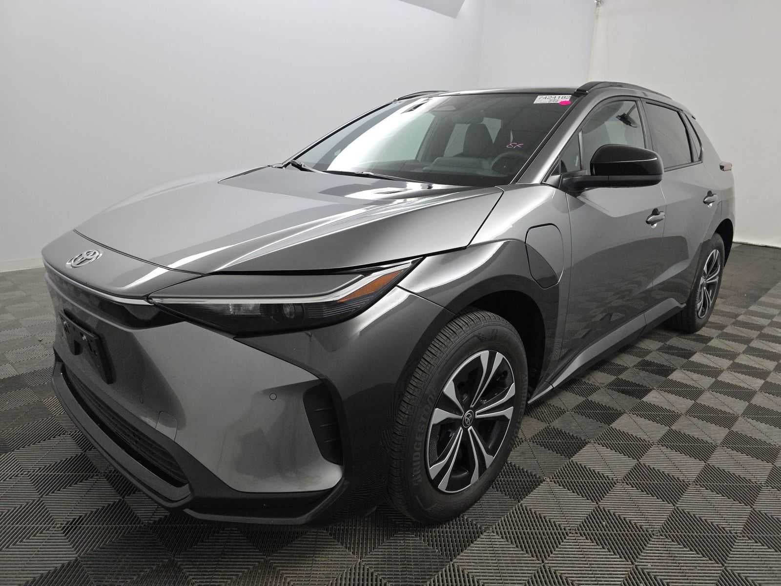 2023 Toyota bZ4X XLE