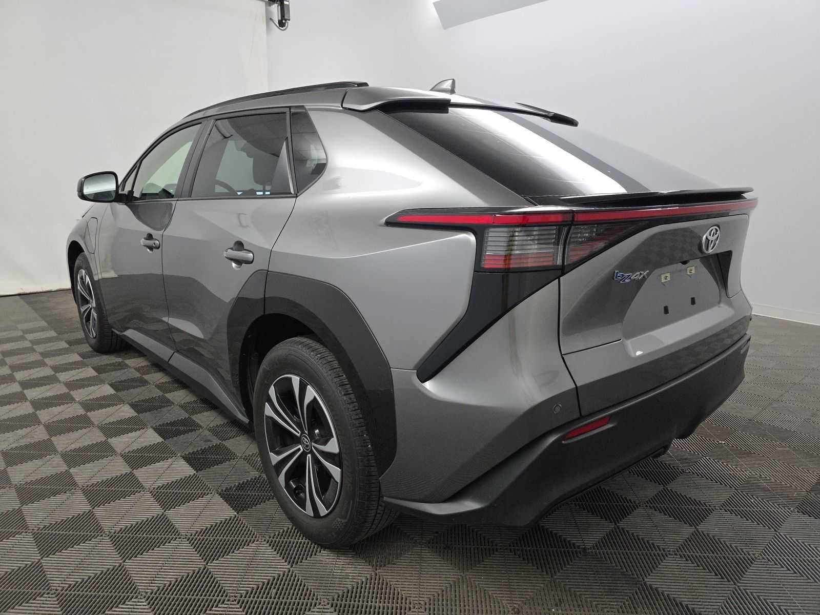 2023 Toyota bZ4X XLE