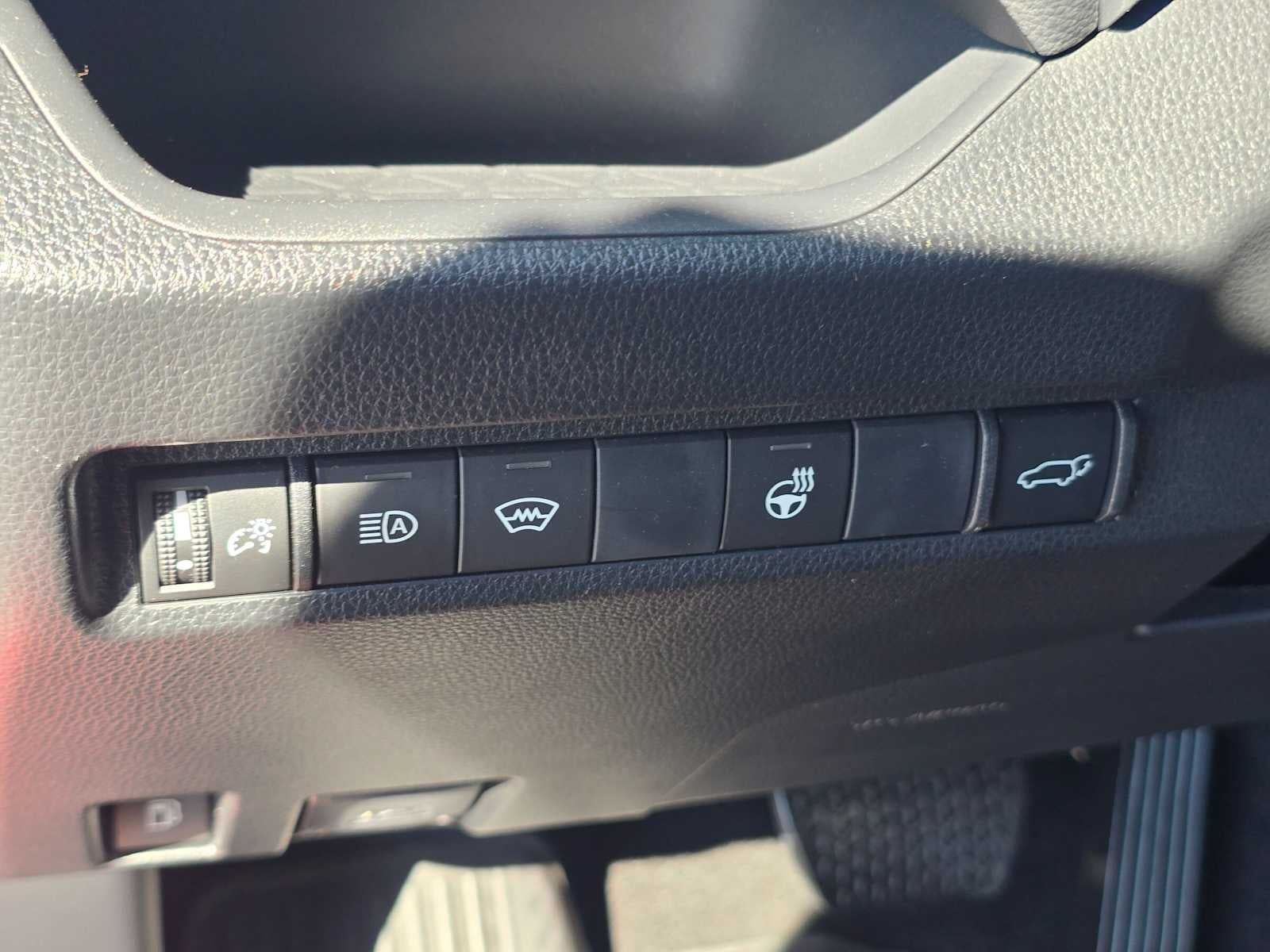 2025 Toyota RAV4 Plug-In Hybrid SE