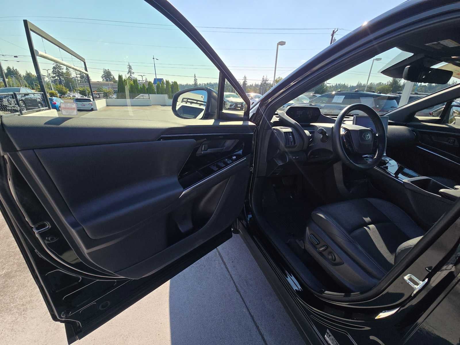 2023 Toyota bZ4X Limited