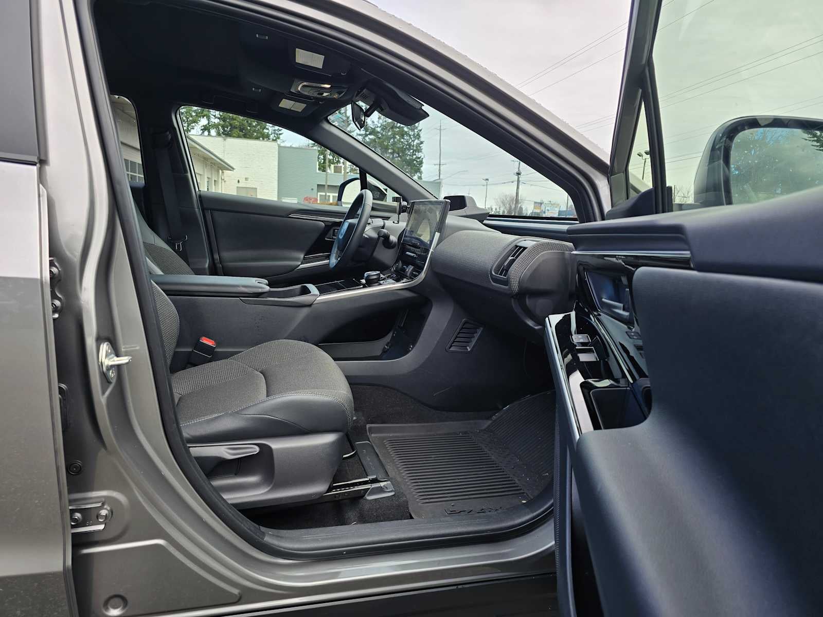 2024 Toyota bZ4X XLE