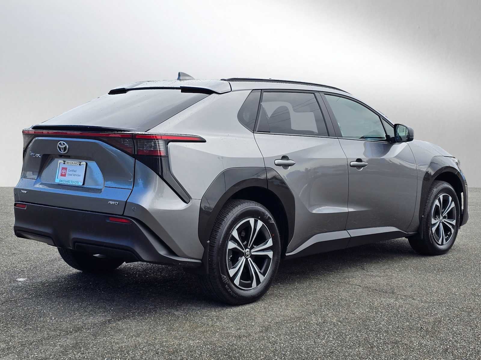 2024 Toyota bZ4X XLE