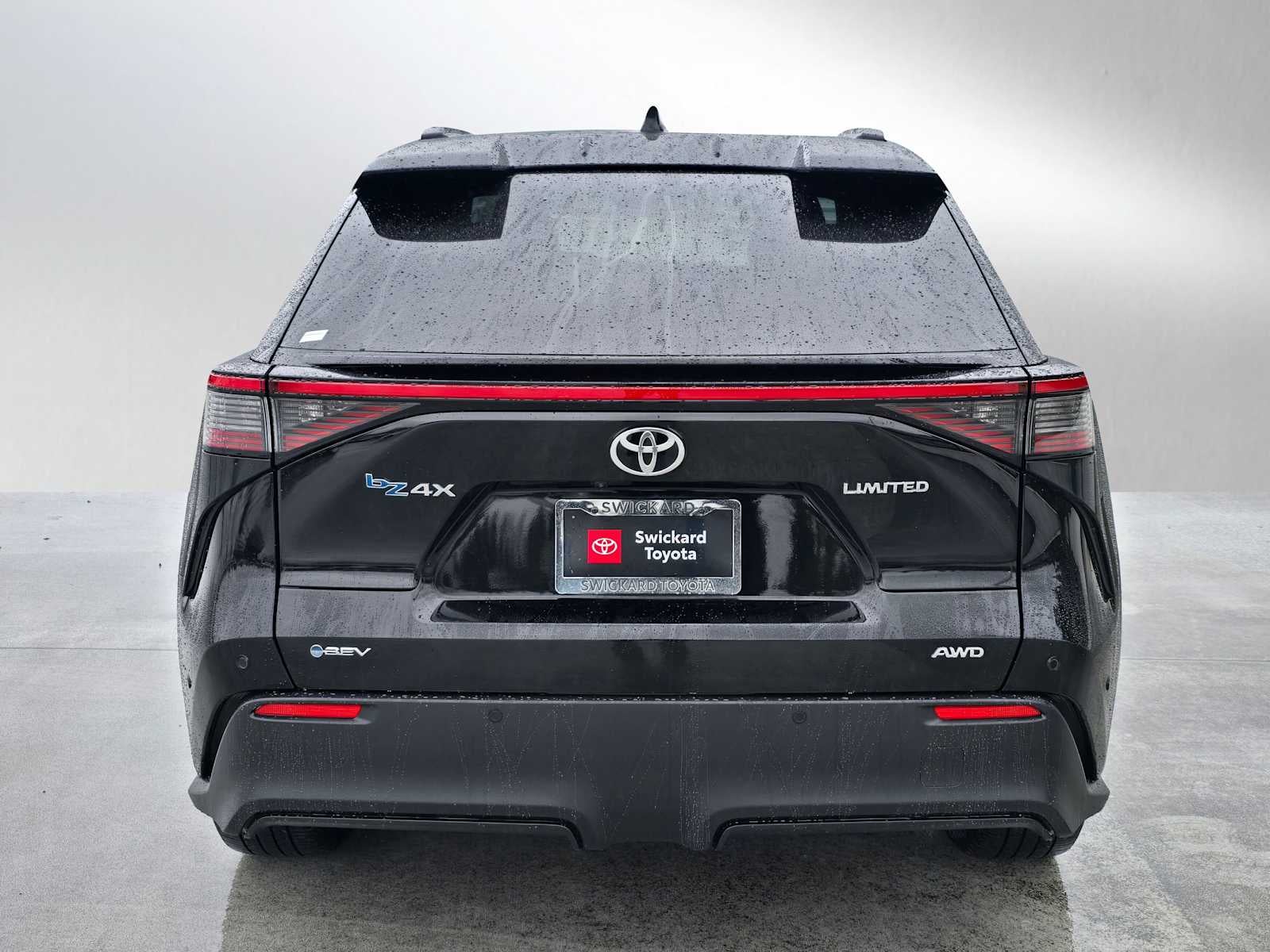 2024 Toyota bZ4X Limited