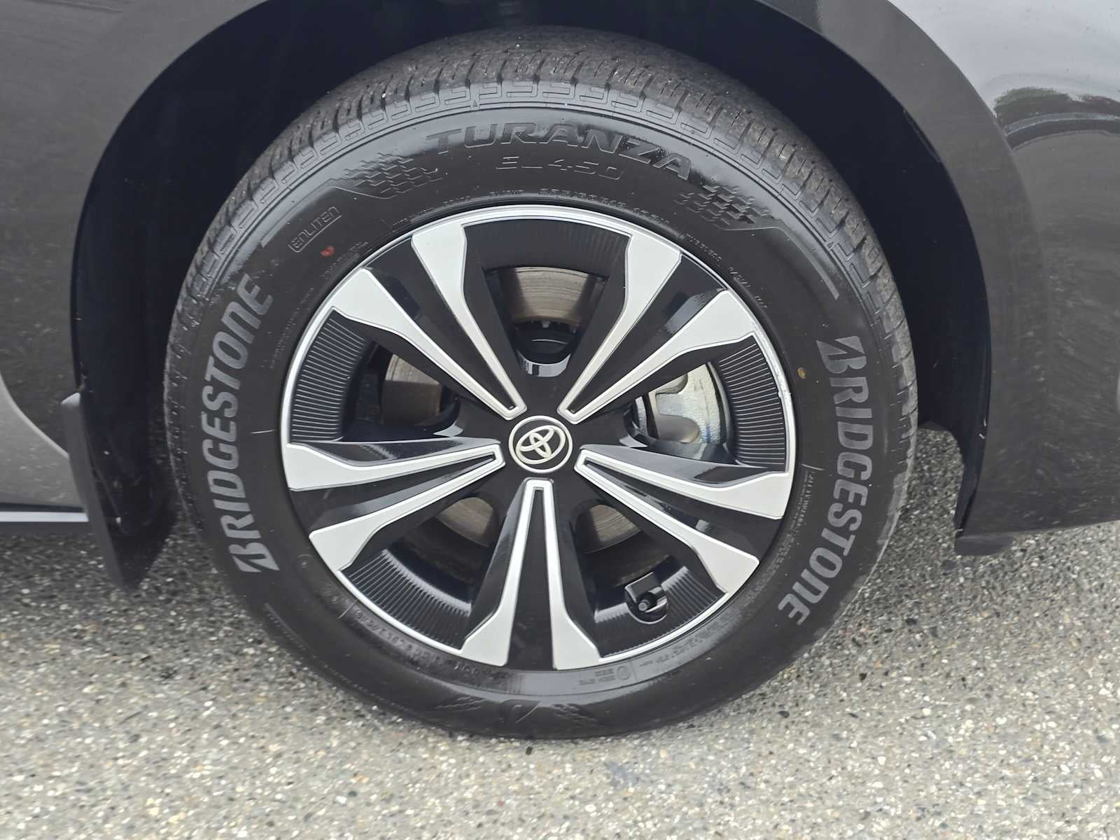 2024 Toyota bZ4X XLE