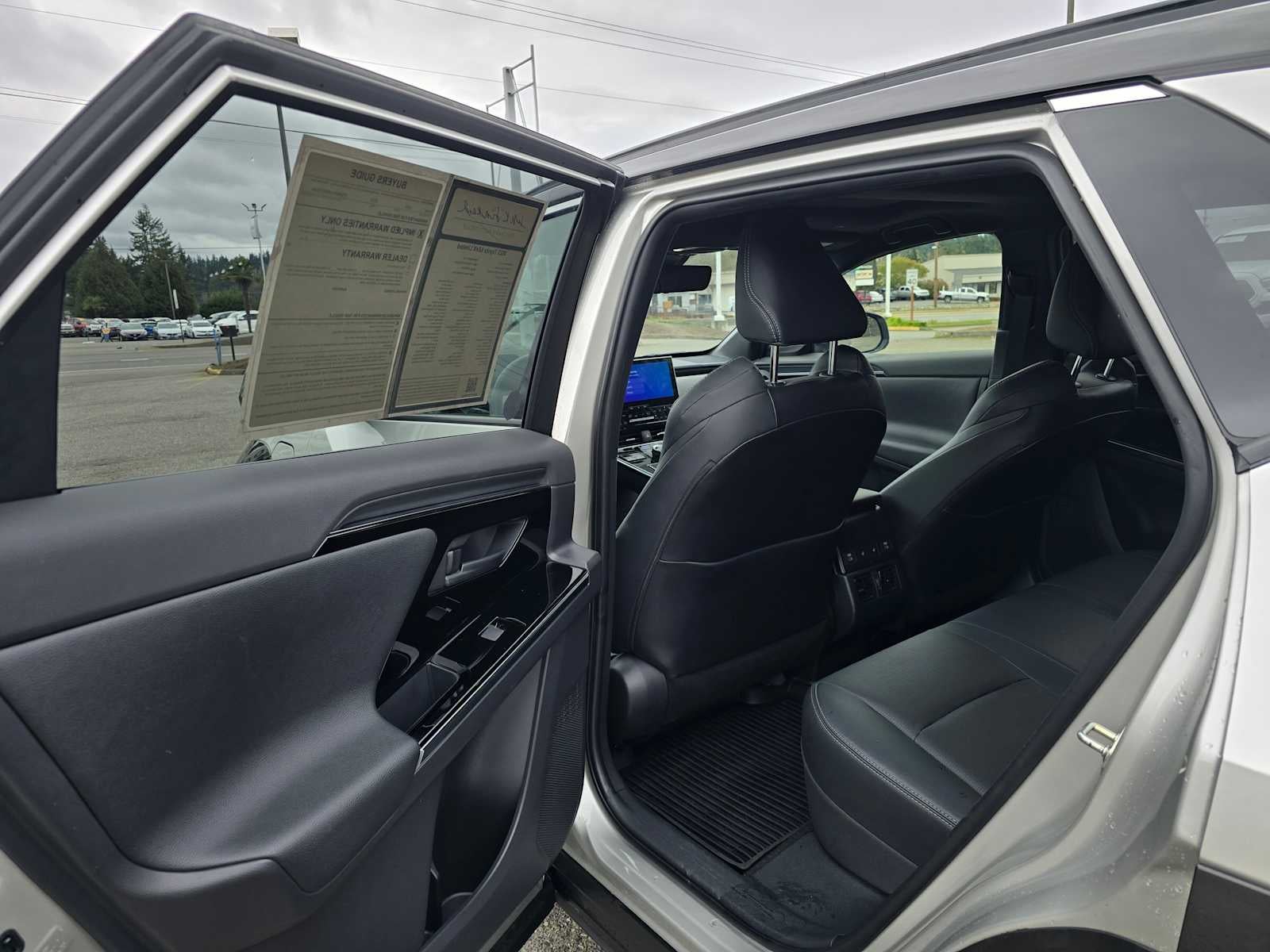 2023 Toyota bZ4X Limited