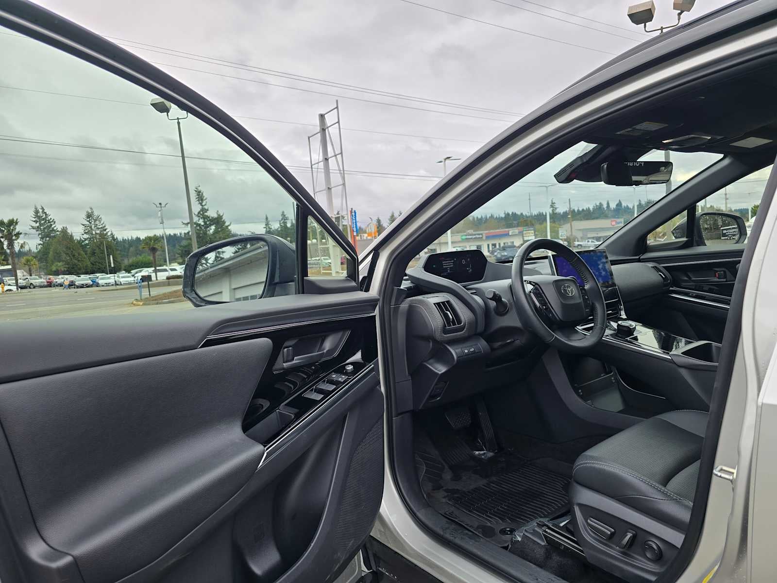 2023 Toyota bZ4X Limited