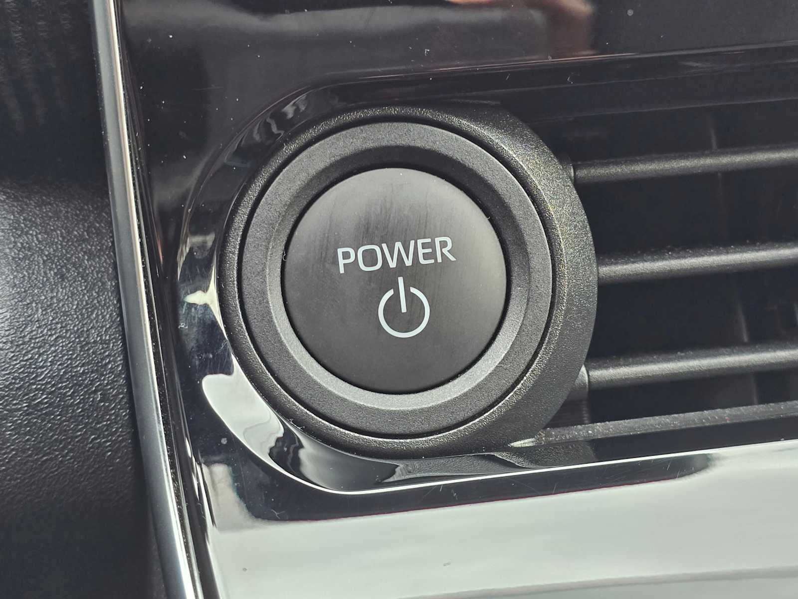 2023 Toyota bZ4X Limited