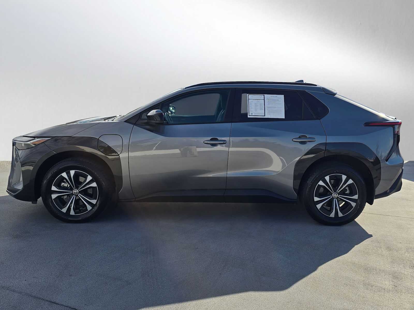 2024 Toyota bZ4X XLE