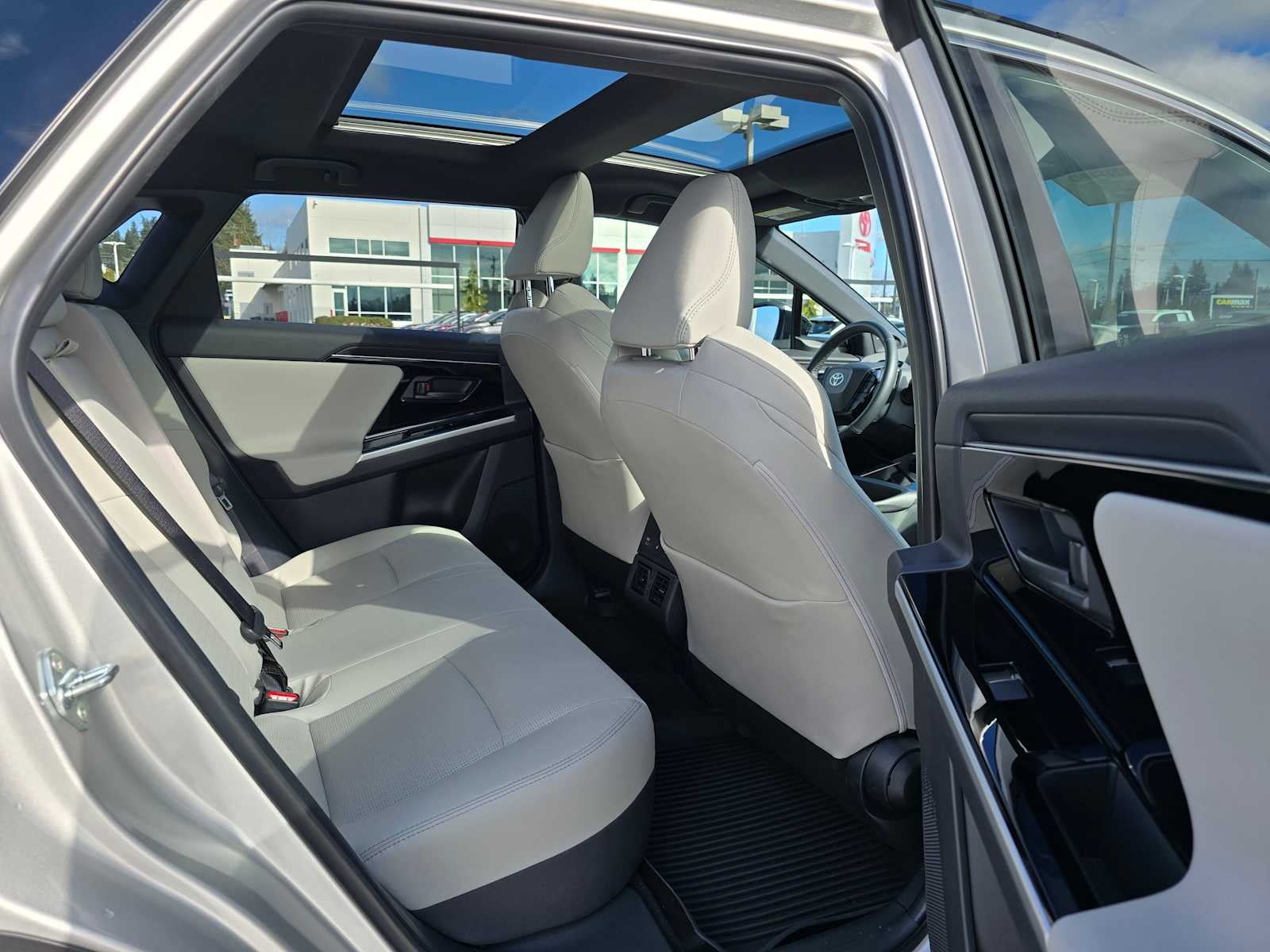 2025 Toyota bZ4X Limited