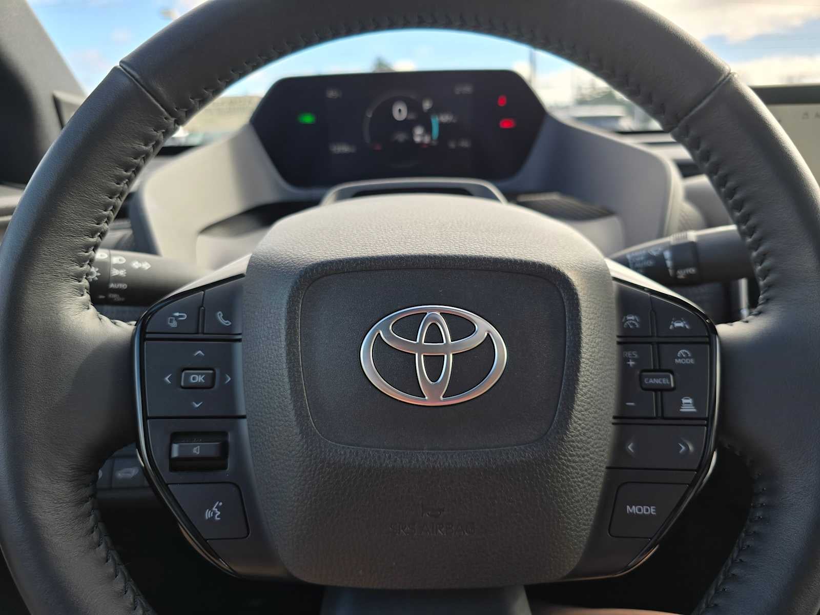 2025 Toyota bZ4X Limited