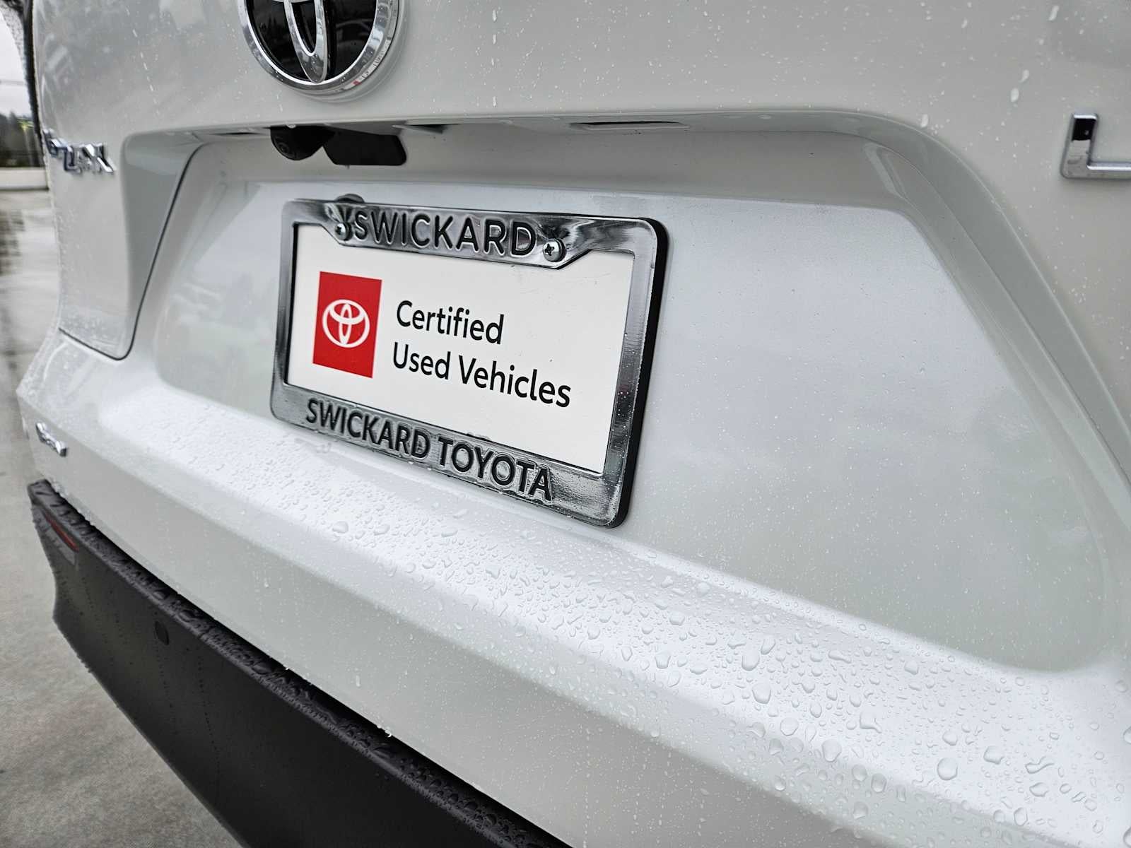 2024 Toyota bZ4X Limited