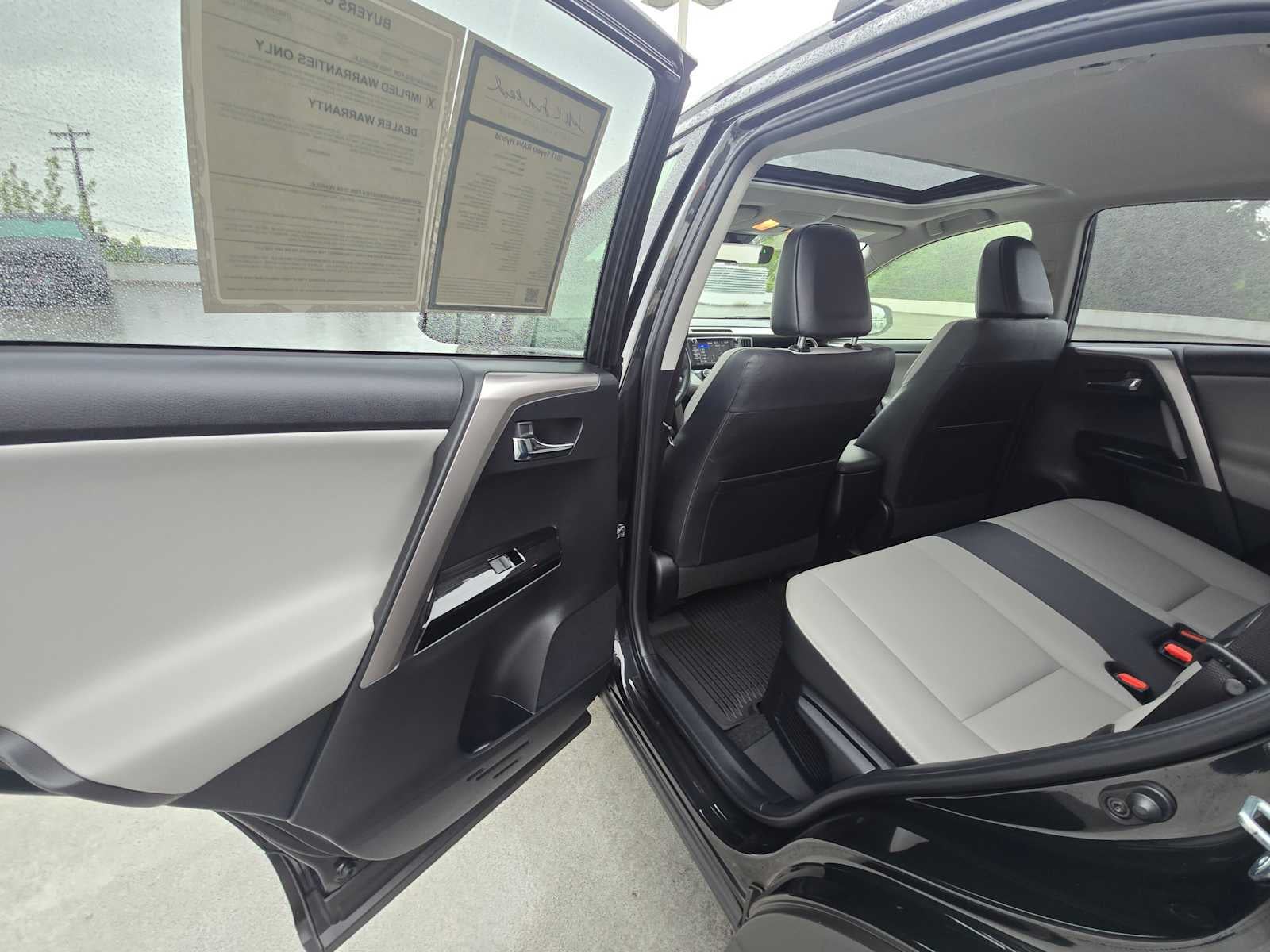 2017 Toyota RAV4 Hybrid Limited
