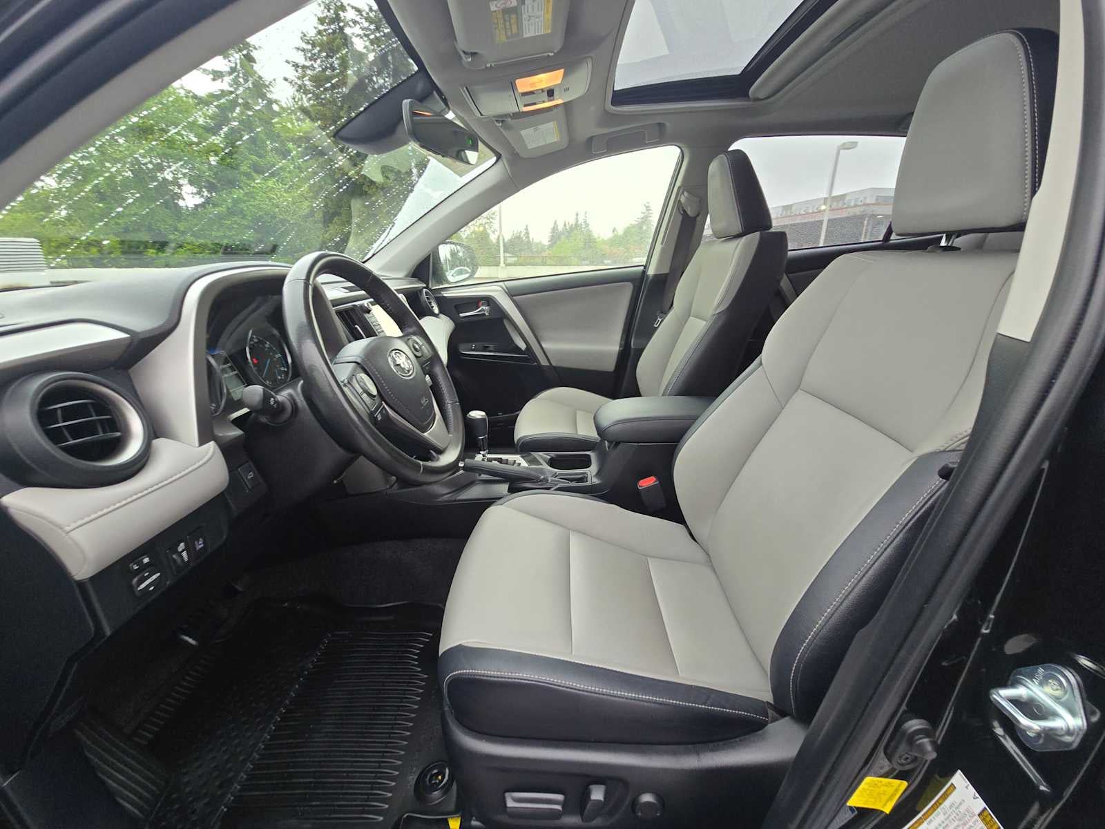 2017 Toyota RAV4 Hybrid Limited