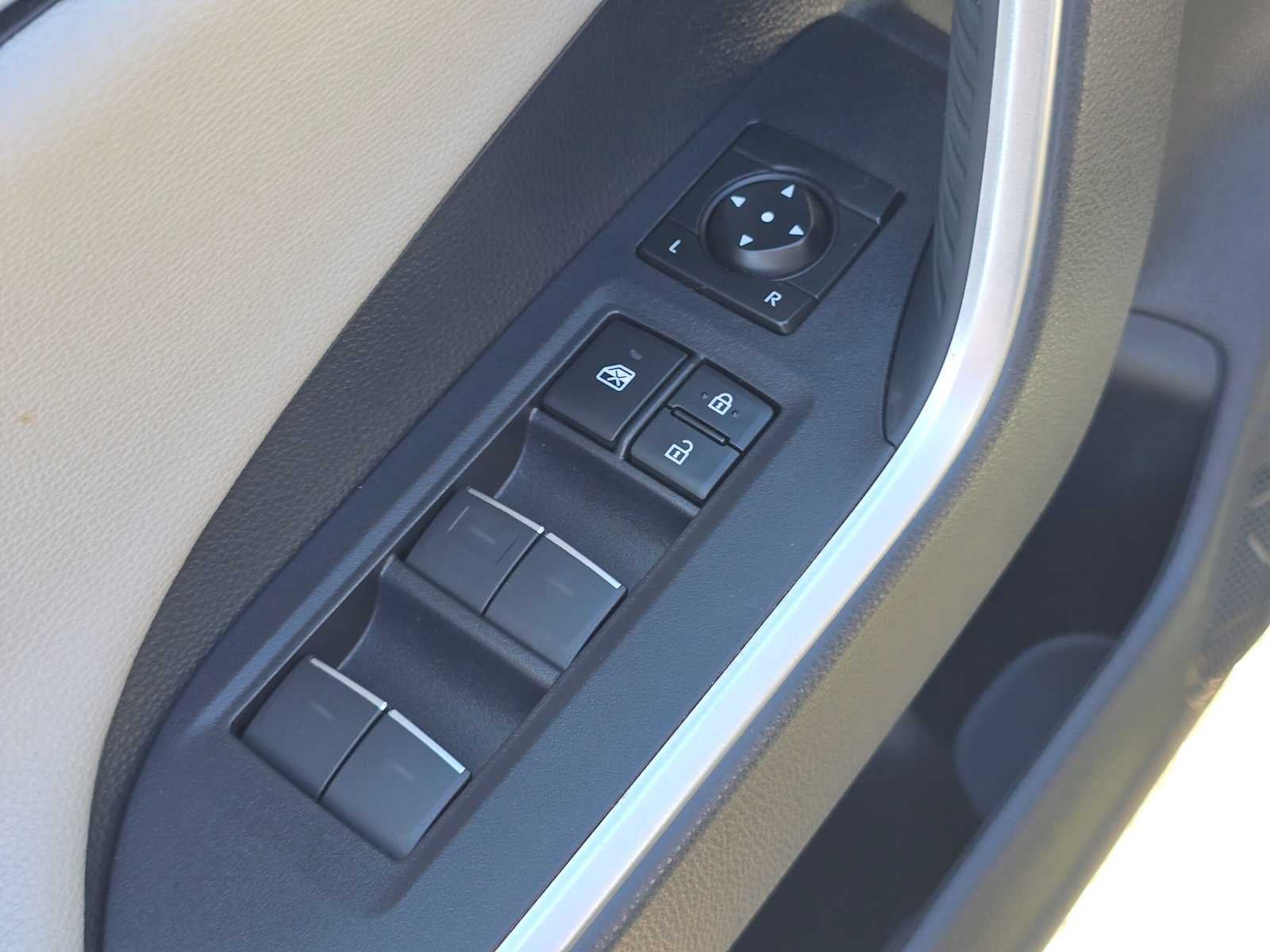 2022 Toyota RAV4 Limited