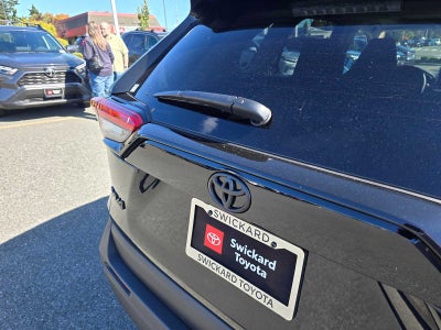 2025 Toyota RAV4 Hybrid XLE