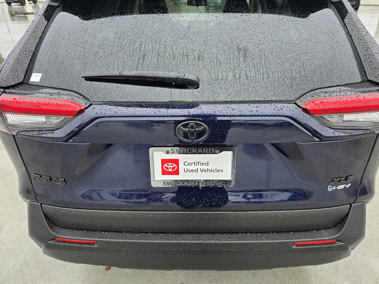 2025 Toyota RAV4 Hybrid XLE