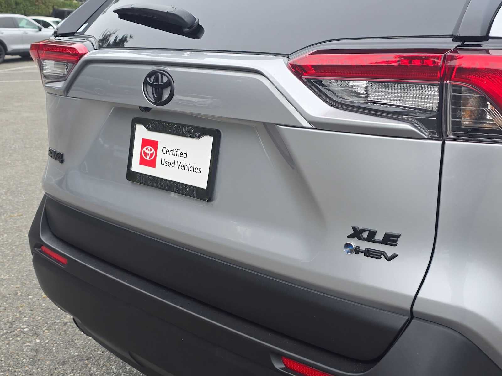 2025 Toyota RAV4 Hybrid XLE