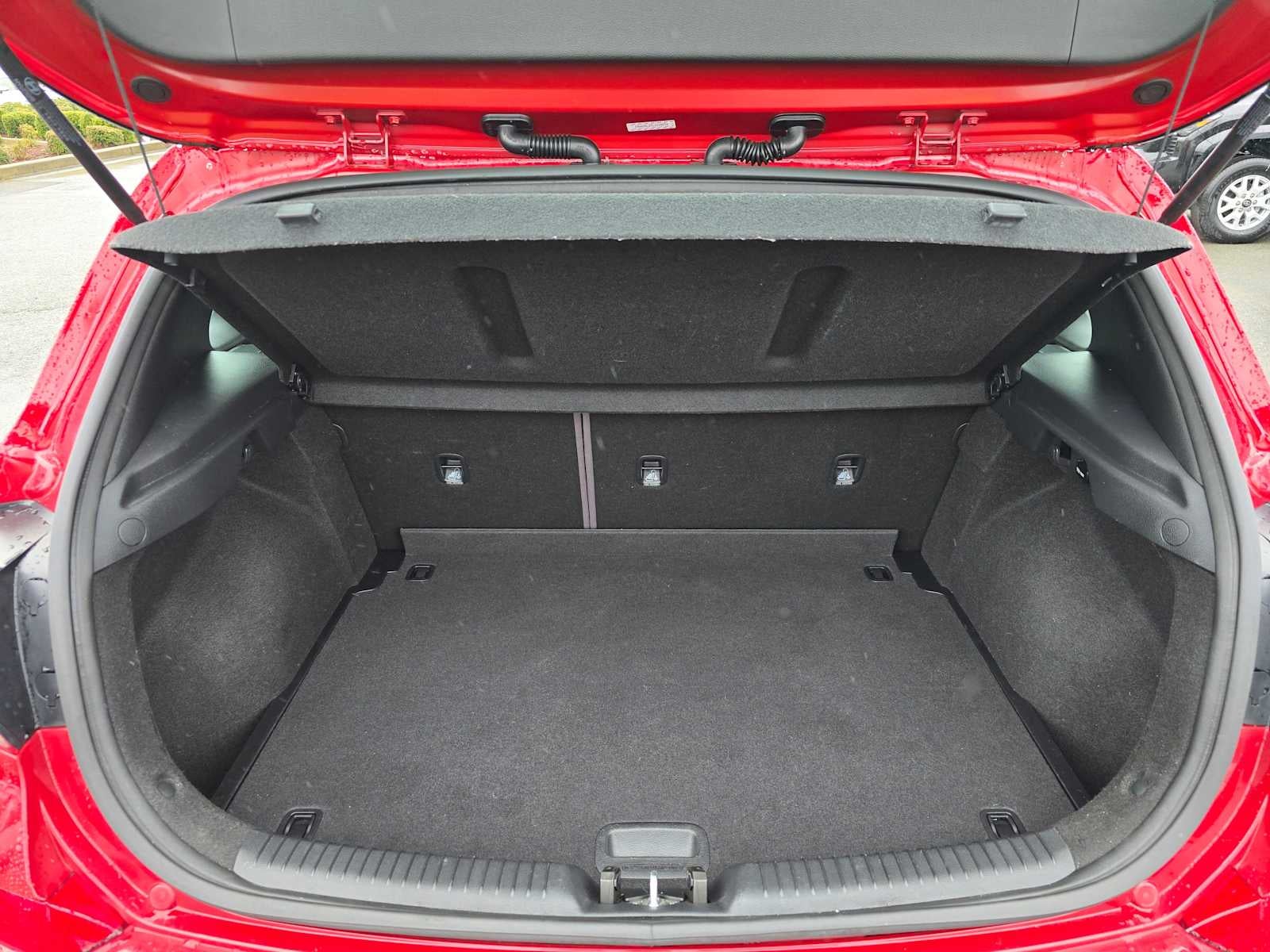 2020 Hyundai Elantra GT Base