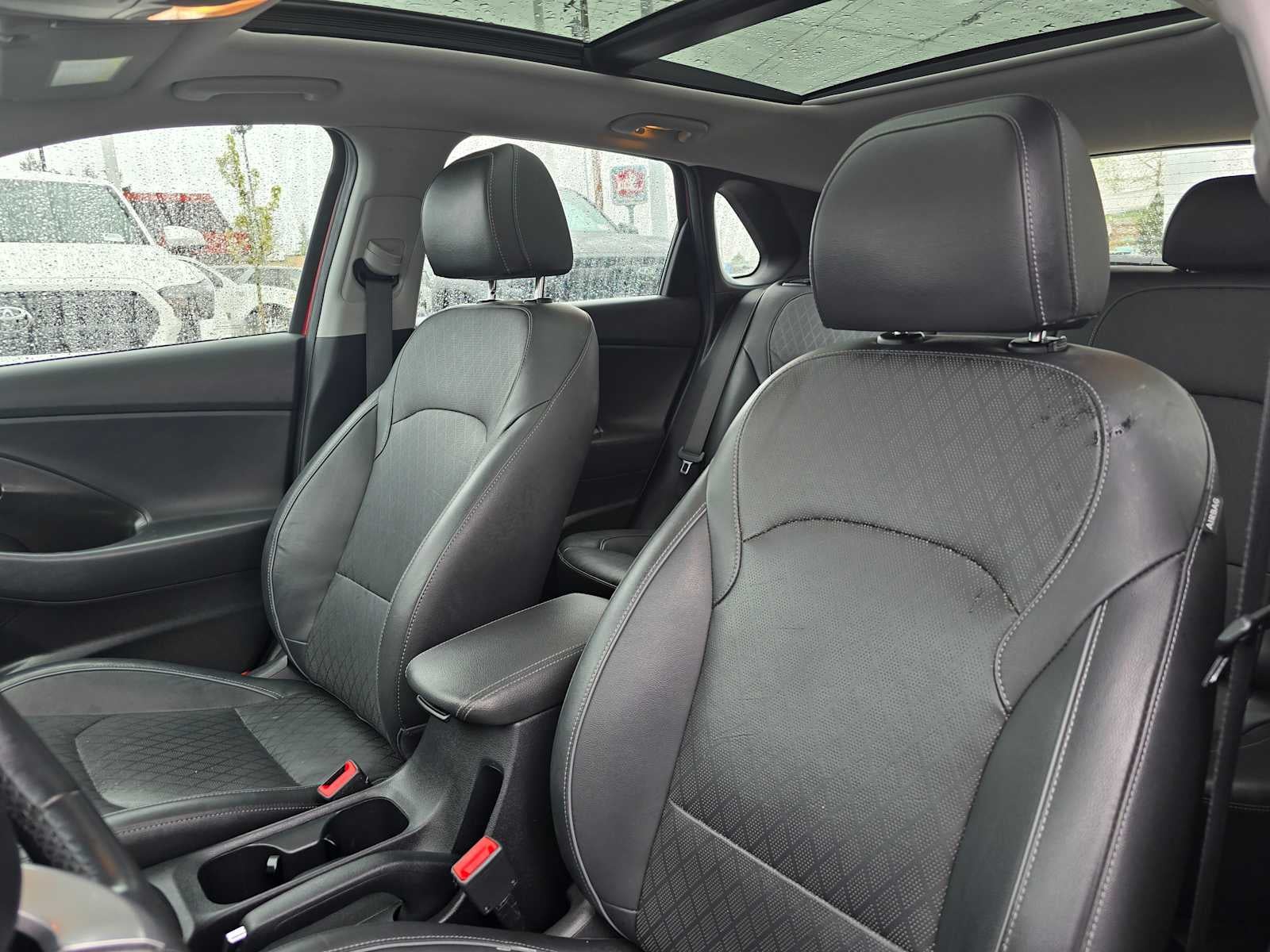 2020 Hyundai Elantra GT Base