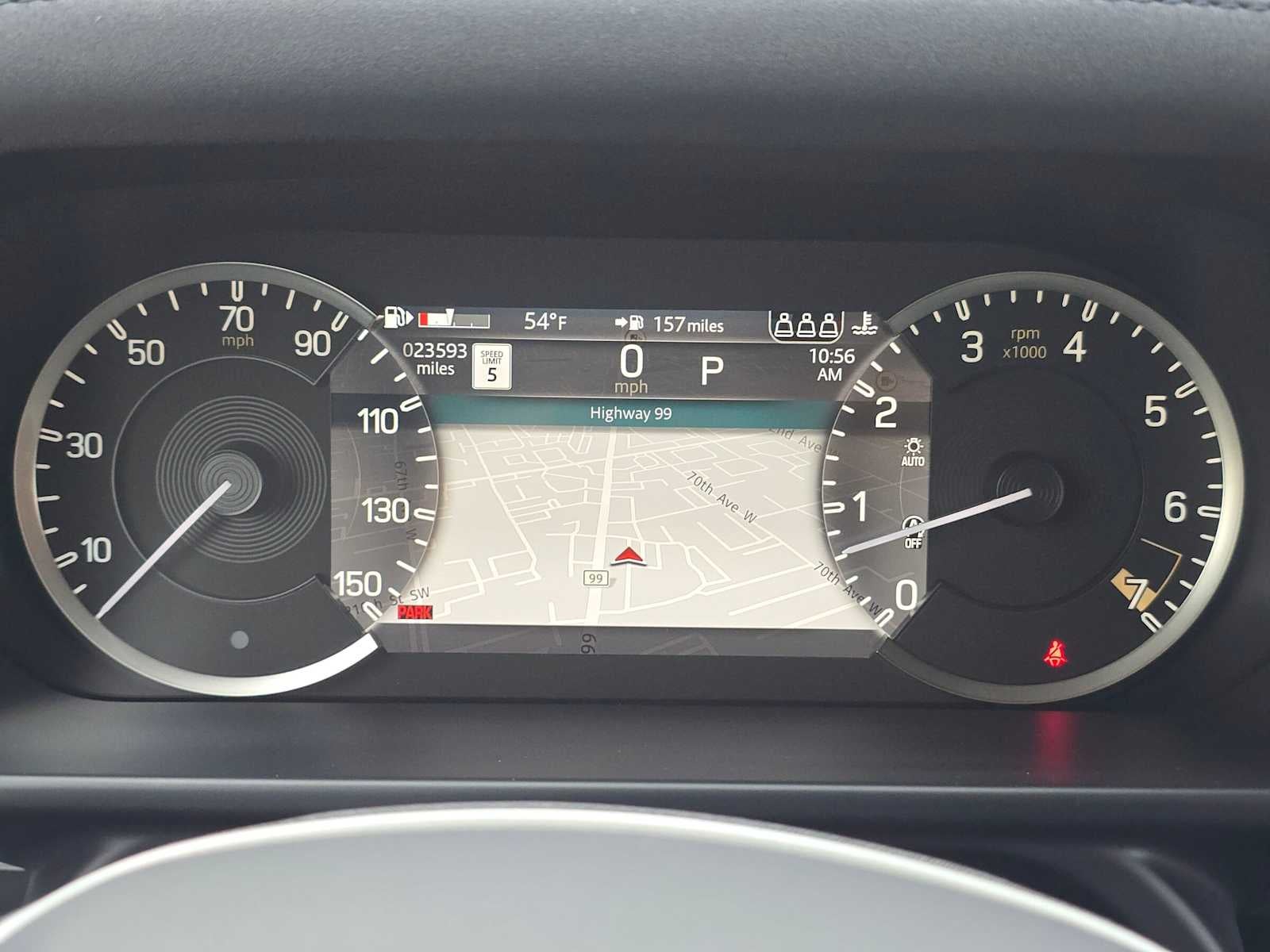 2023 Land Rover Defender SE