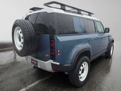 2023 Land Rover Defender SE