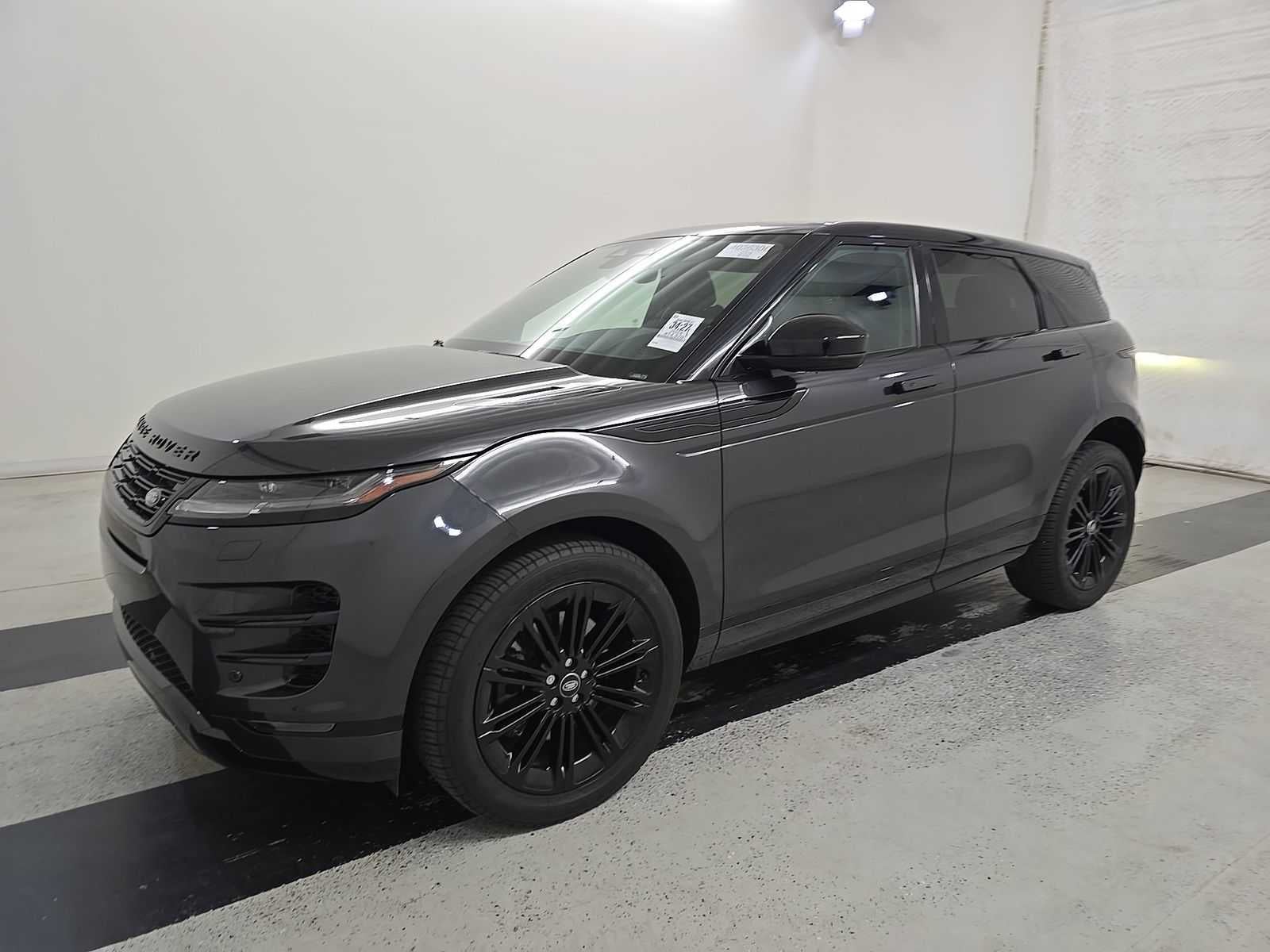 2024 Land Rover Range Rover Evoque Dynamic SE