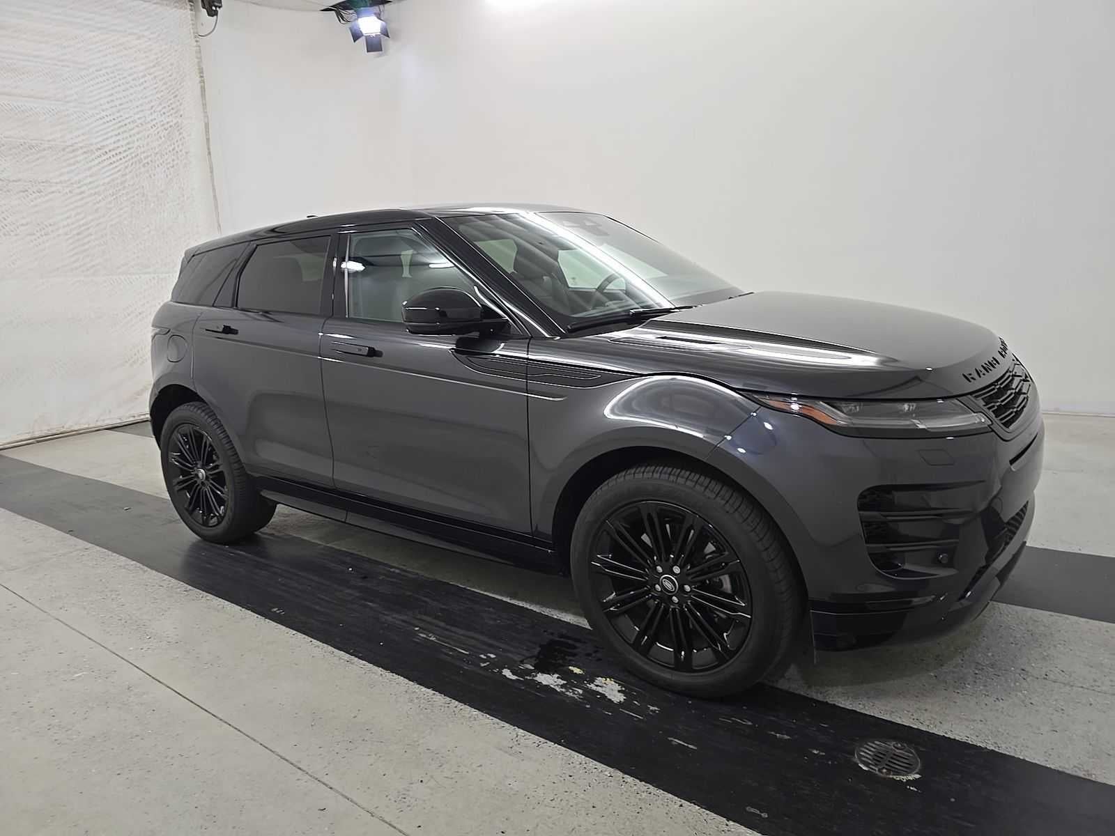 2024 Land Rover Range Rover Evoque Dynamic SE