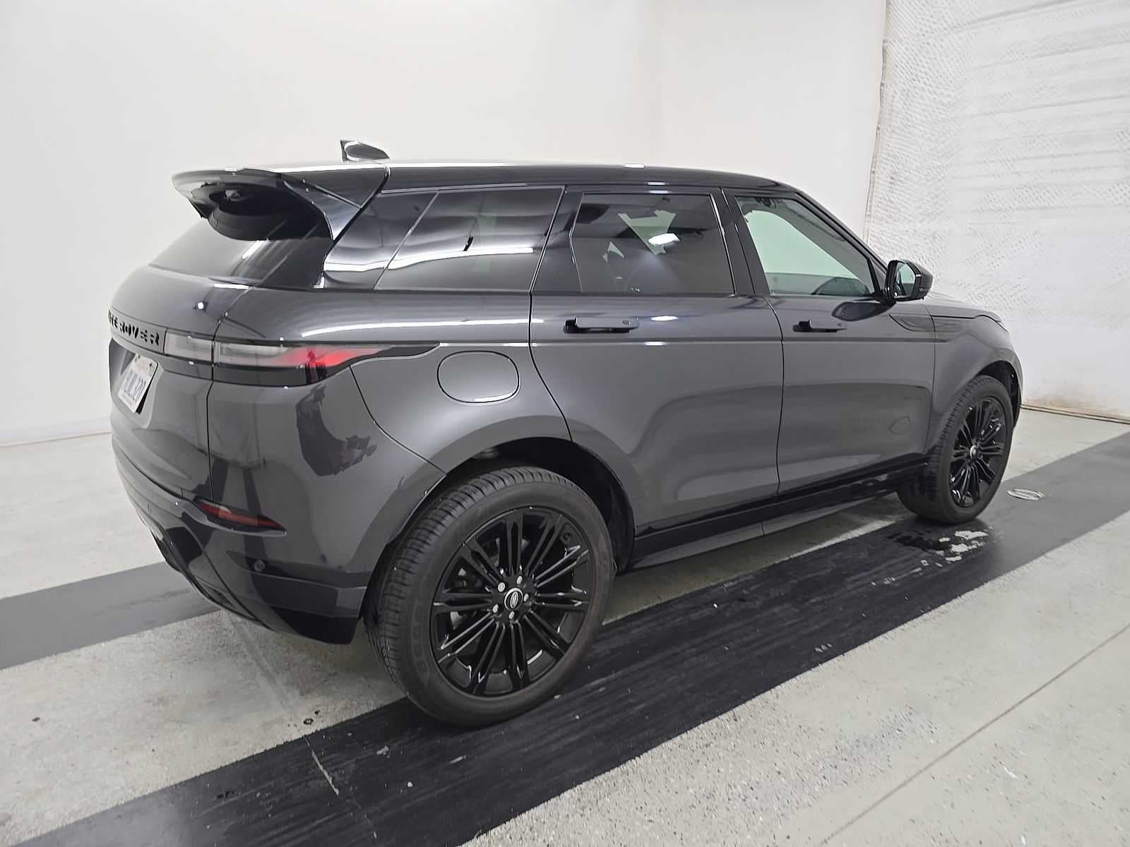 2024 Land Rover Range Rover Evoque Dynamic SE