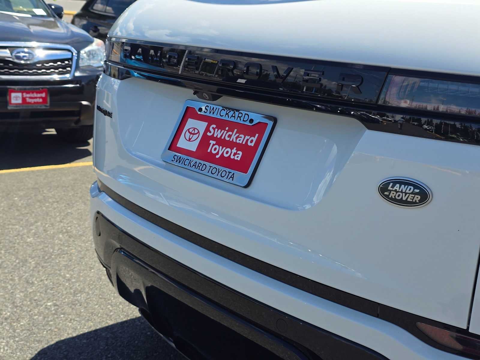 2023 Land Rover Range Rover Evoque R-Dynamic SE