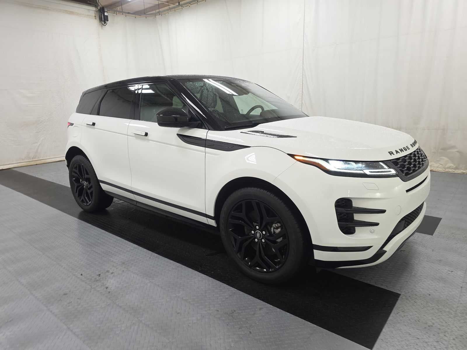2023 Land Rover Range Rover Evoque R-Dynamic SE