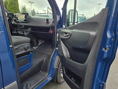 2024 Mercedes-Benz Sprinter Base
